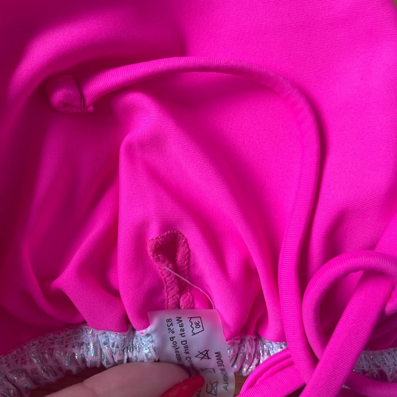 Metallic Contrast Binding Halter Triangle Tie Side Bikini - Picture 9 of 11